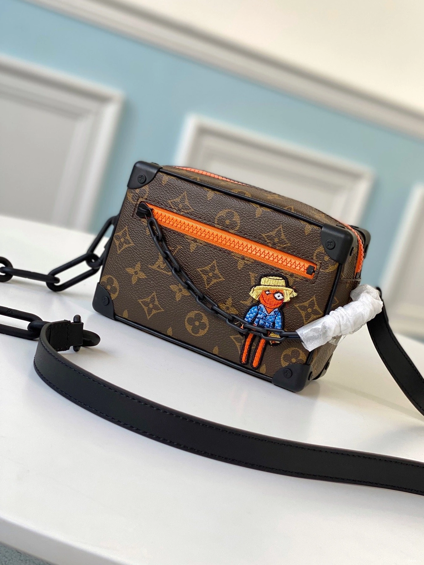 VUITTON SOFT TRUNK LOUIS 0816